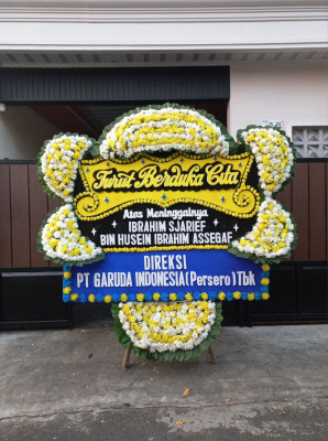 Papan Bunga Duka di Taman Bunga